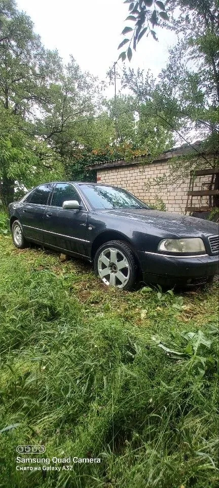 Audi A8 — исходная фотография выкупленного автомобиля