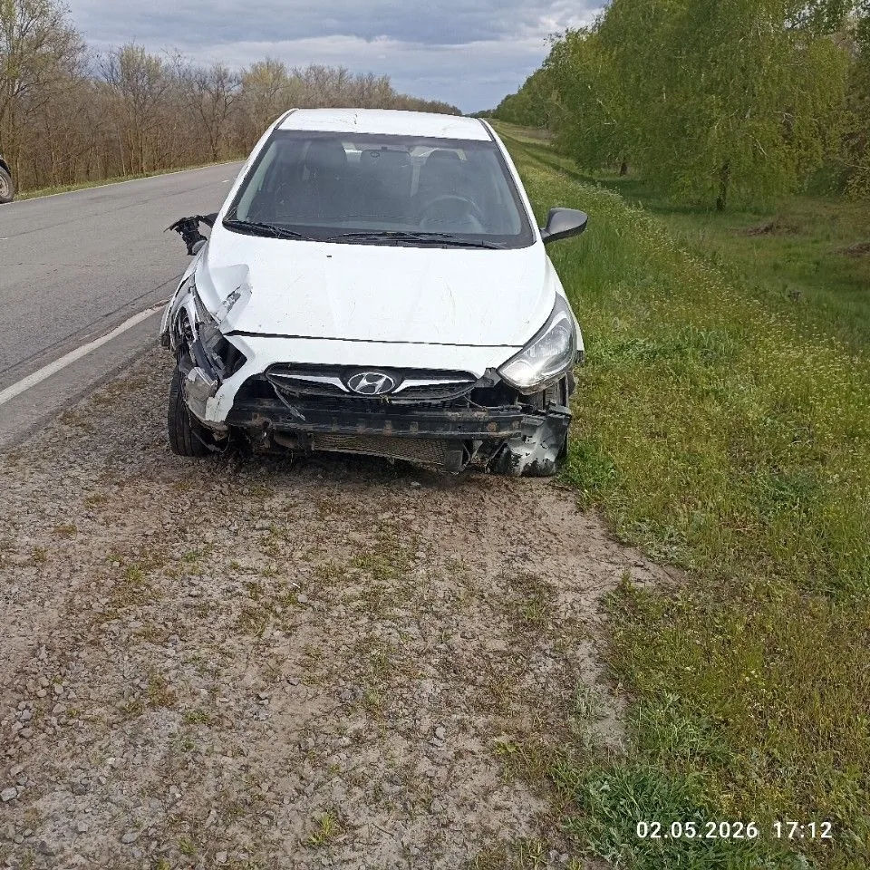 Hyundai Solaris после ДТП — исходная фотография выкупленного автомобиля