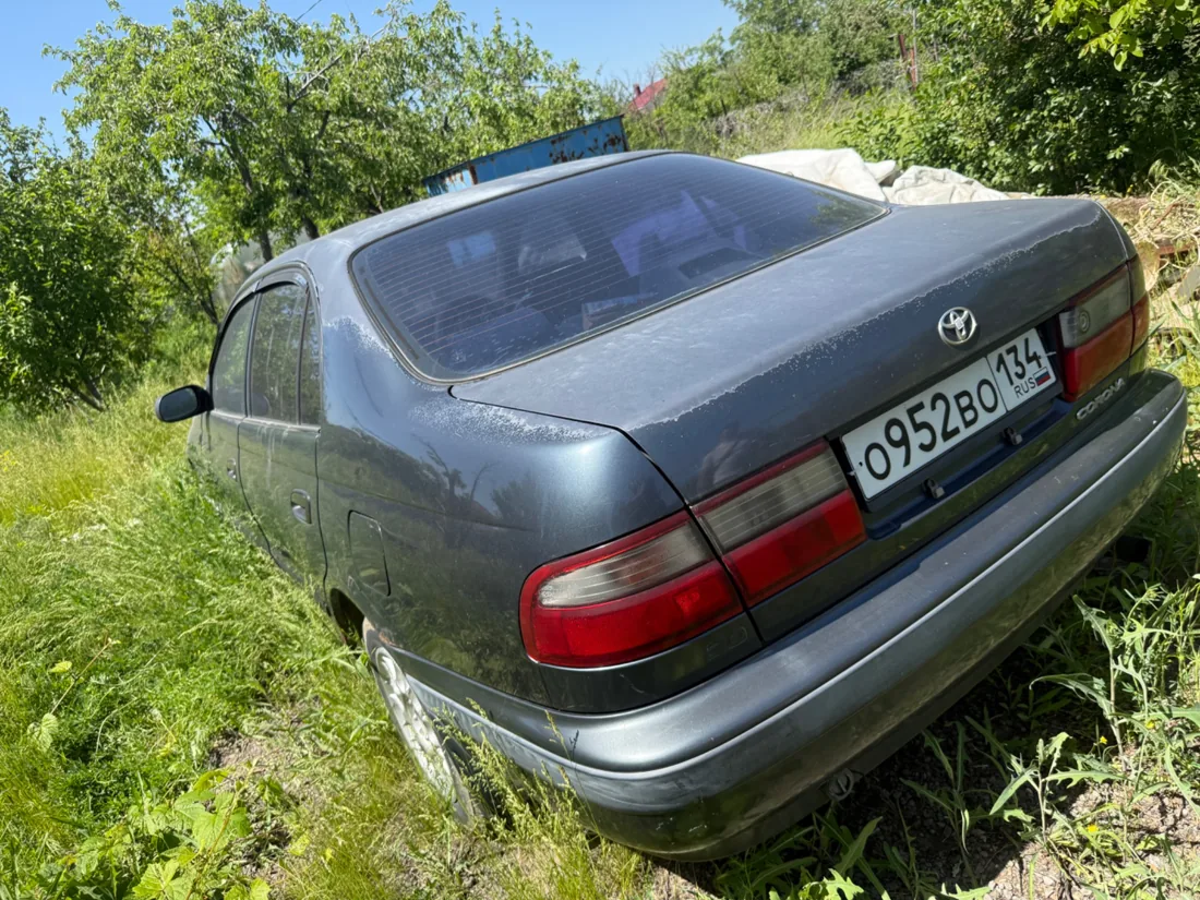 Toyota Corona — исходная фотография выкупленного автомобиля