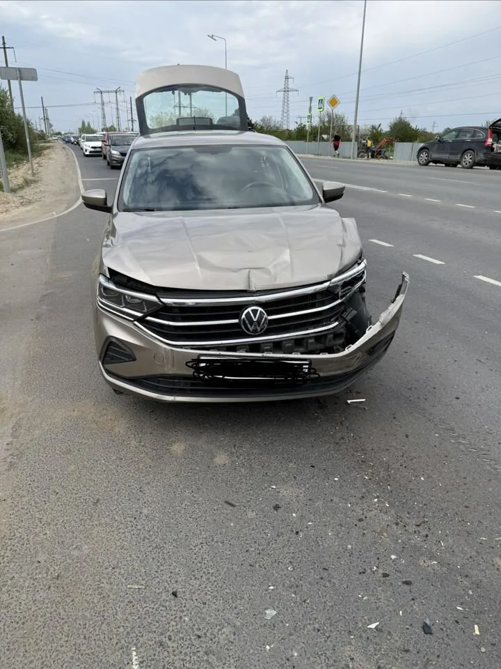 Volkswagen Polo после ДТП — исходная фотография выкупленного автомобиля